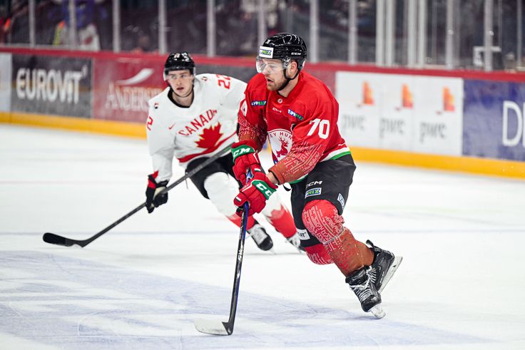 Budapesten a világ legjobb jégkorongozói