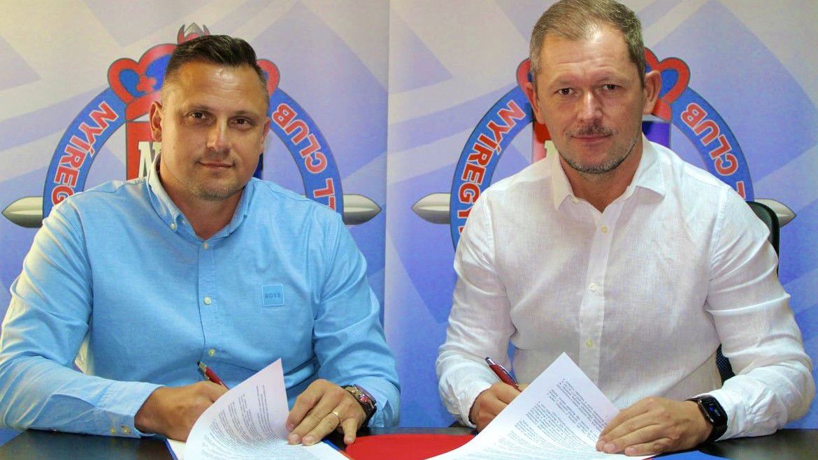 Tímár Krisztián (balra) látványosabb és eredményesebb csapatot ígér, Farkas Tivadar sportigazgató pedig jobb idényben bízik. (Fotó: nyiregyhazaspartacus.hu)