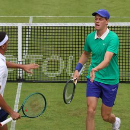 Jannik Sinnerék már az első körben kiestek Halléban