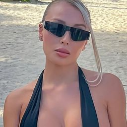 Hatalmas melleket villantott Cristiano Ronaldo exe a tengerparton