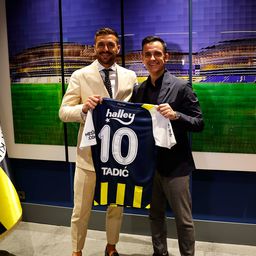 Dusan Tadics a Fenerbahcéhoz igazolt
