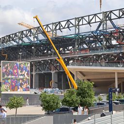Csapás a Barcelonára – ismét elhalasztják a Camp Nou-ba való visszatérést