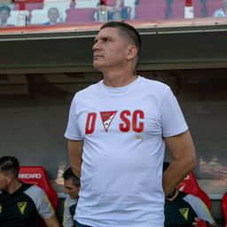 A DVSC vezetőedzője szerint a Rapidnak van nagyobb esélye a továbbjutásra – videóval