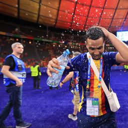 „Élet és halál között láttam magam” – a kórházból üzent a Barca-sztár megkéselt édesapja