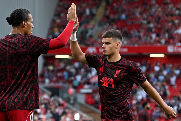 Megvédte Kerkez Milost a Liverpool csapatkapitánya