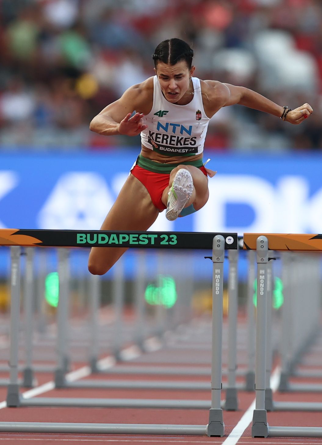 Így már nem fogjuk a kitűnő gátast látni, de a jövőben még sokat tehet a sportolókért (Fotó: Getty Images)