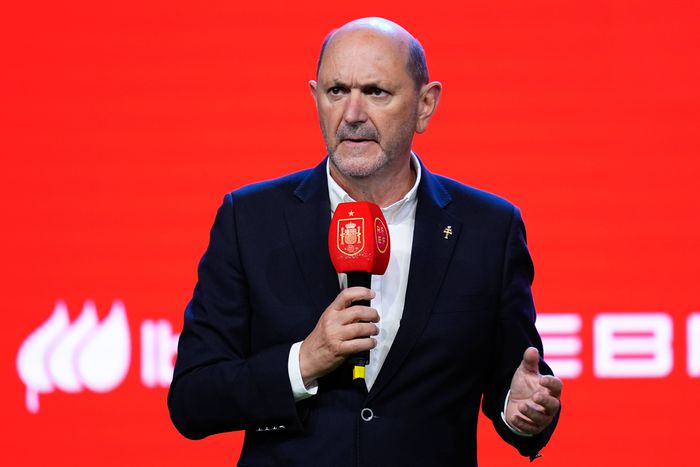 Rafael Louzán szerint ez egy jutalom azoknak, akik televízión keresztül nézték eddig a mérkőzéseket