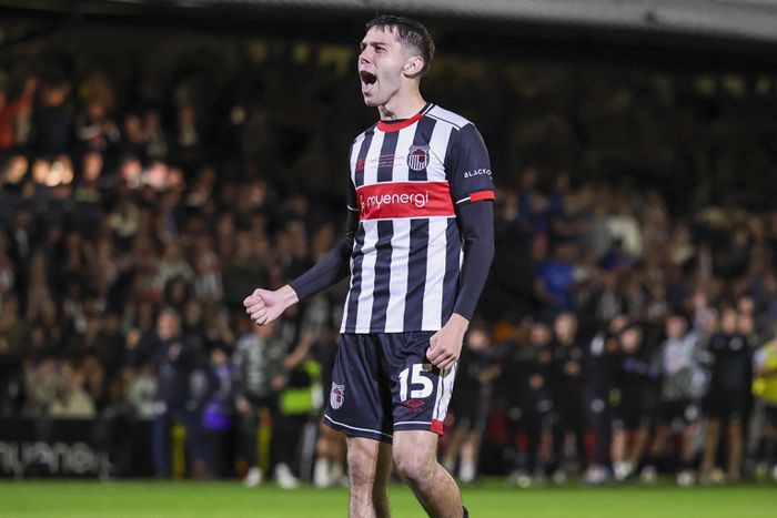 Turi a Grimsbyvel kiejtette a Manchester Unitedet a Ligakupában