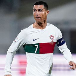 Ronaldo ismét betalált, Portugália továbbra is hibátlan – videóval