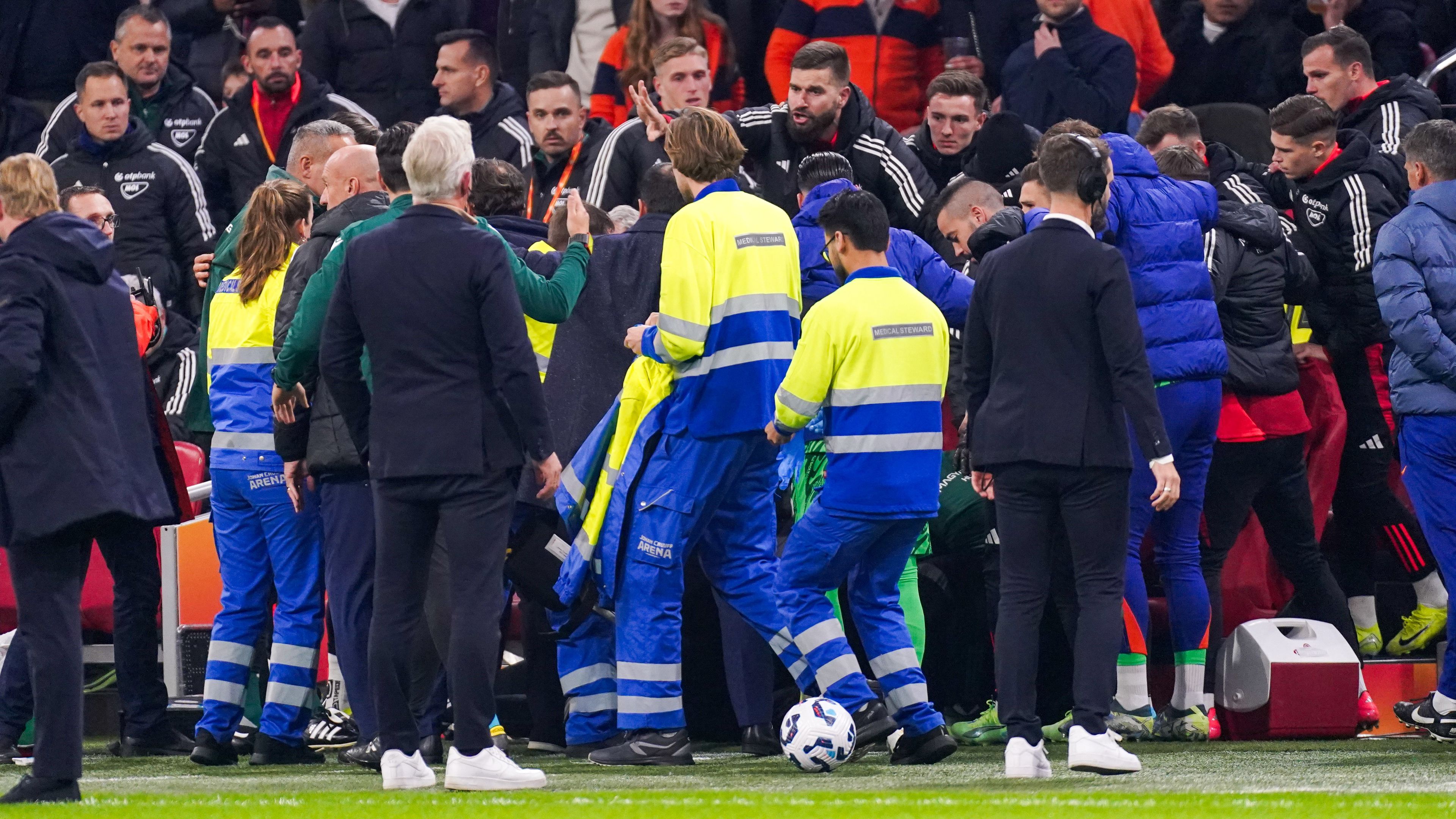 Szalai Ádám rosszulléte után is hősiesen küzdött, de pont nélkül maradt a magyar válogatott