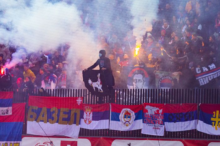 Szerb huligánok a Svájc–Szerbia Nemzetek Ligája-meccsen (Fotó: Getty Images)