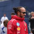 Feszültség a Ferrari mérnökei és Hamilton között?