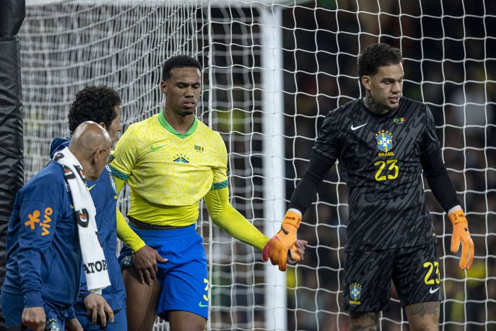 Gabriel a Szenegál elleni felkészülési mérkőzés során sérült meg