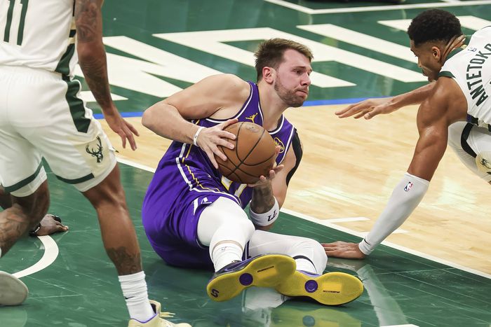 Luka Doncic 41 ponttal járult hozzá a Lakers győzelméhez