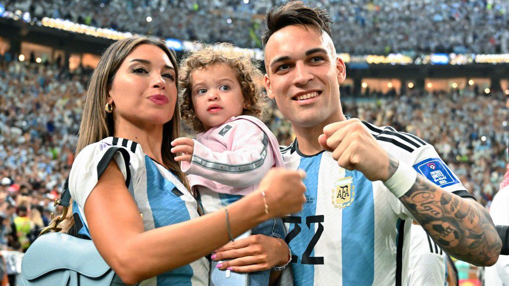 Agustina és a kis Nina a vb-győzelmet is a focistával ünnepelték (Fotó: Getty Images)