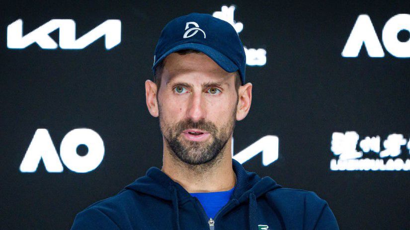 Novak Djokovics megvédte a kétszer is pozitív doppingmintát produkált Jannik Sinnert