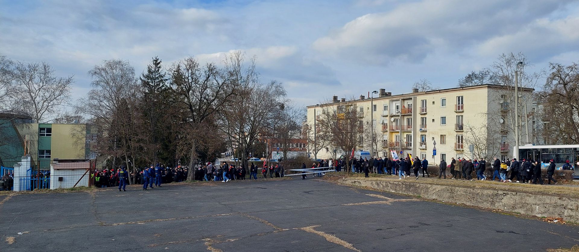 A Szent Borbála útig állt a sor…