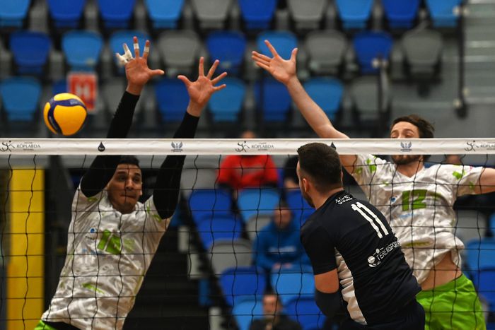 Bögöly Gábornak jó érzés, hogy maguk mögött hagyták a rossz sorozatot (Fotó: Fino Kaposvár/Facebook)