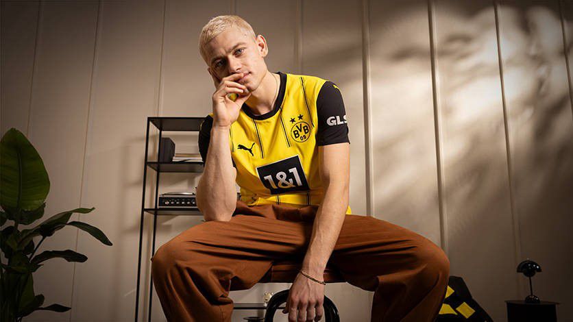 Julian Ryerson modellként is megállná a helyét... (Fotó: Borussia Dortmund)