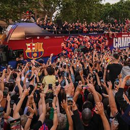 Kis híján tragédiával végződött a Barcelona bajnoki fiesztája