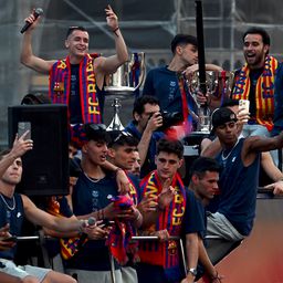 Így ünnepelték a Barcelona labdarúgói a bajnoki címet
