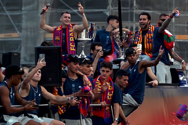 Így ünnepelték a Barcelona labdarúgói a bajnoki címet
