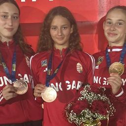Világbajnoki bronzérmes az U17-es lánycsapat: Králl Dóra, Rajncsák Diána, Haraszin Linda