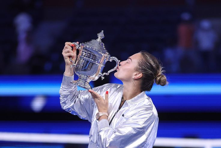 Szabalenka sérülés miatt visszalépett egy tornától