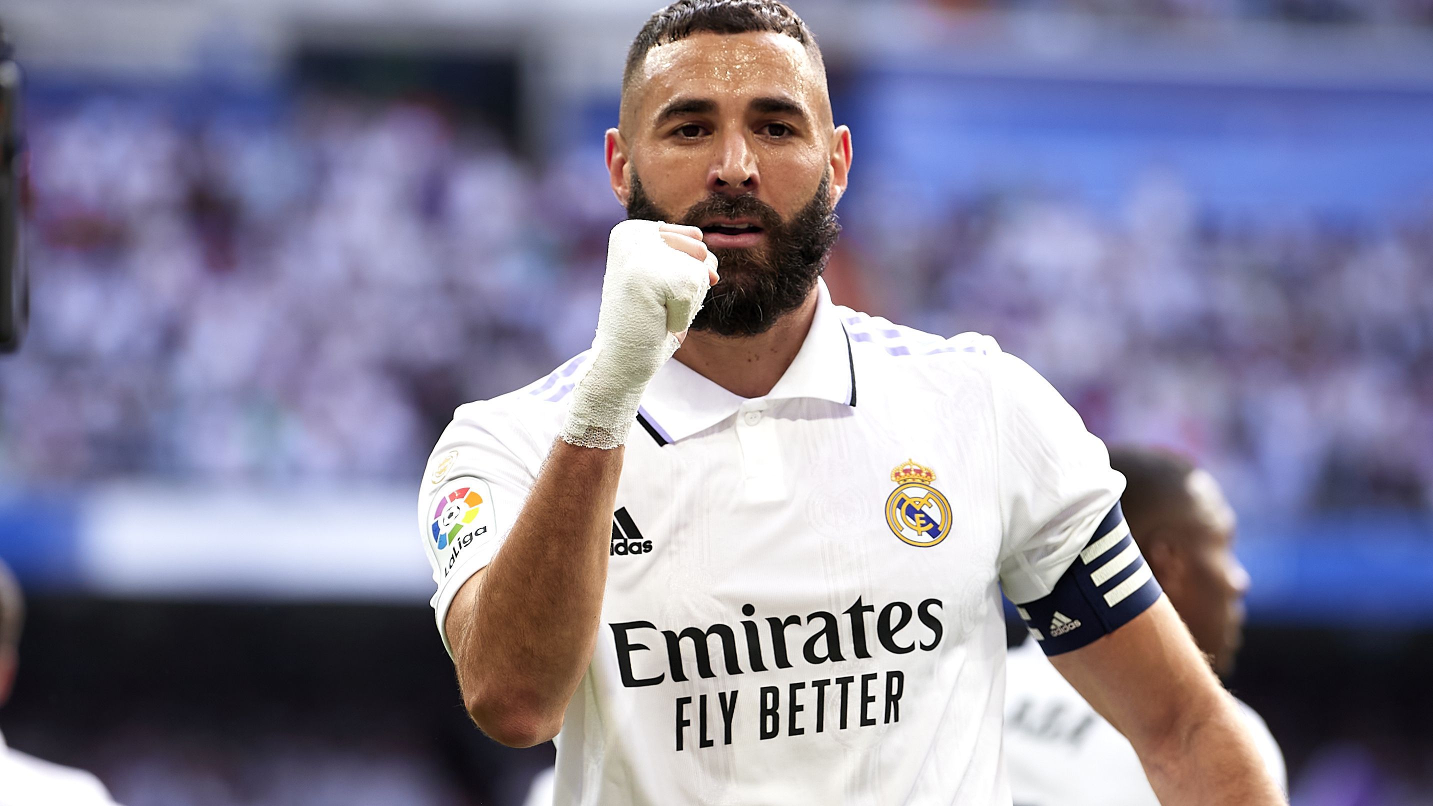 Karim Benzema a 2021/22-es idényben mutatott játéka miatt kapta meg az Aranylabdát (fotó: Getty Images)