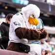 Nincs több veretlen csapat az NFL-ben, hátrányból állt fel a Dolphins míg a Lions, a Jaguars és a Rams is magabiztosan győzött