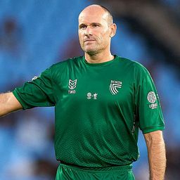 A korábbi neves játékvezető lesz az új spanyol futballelnök?