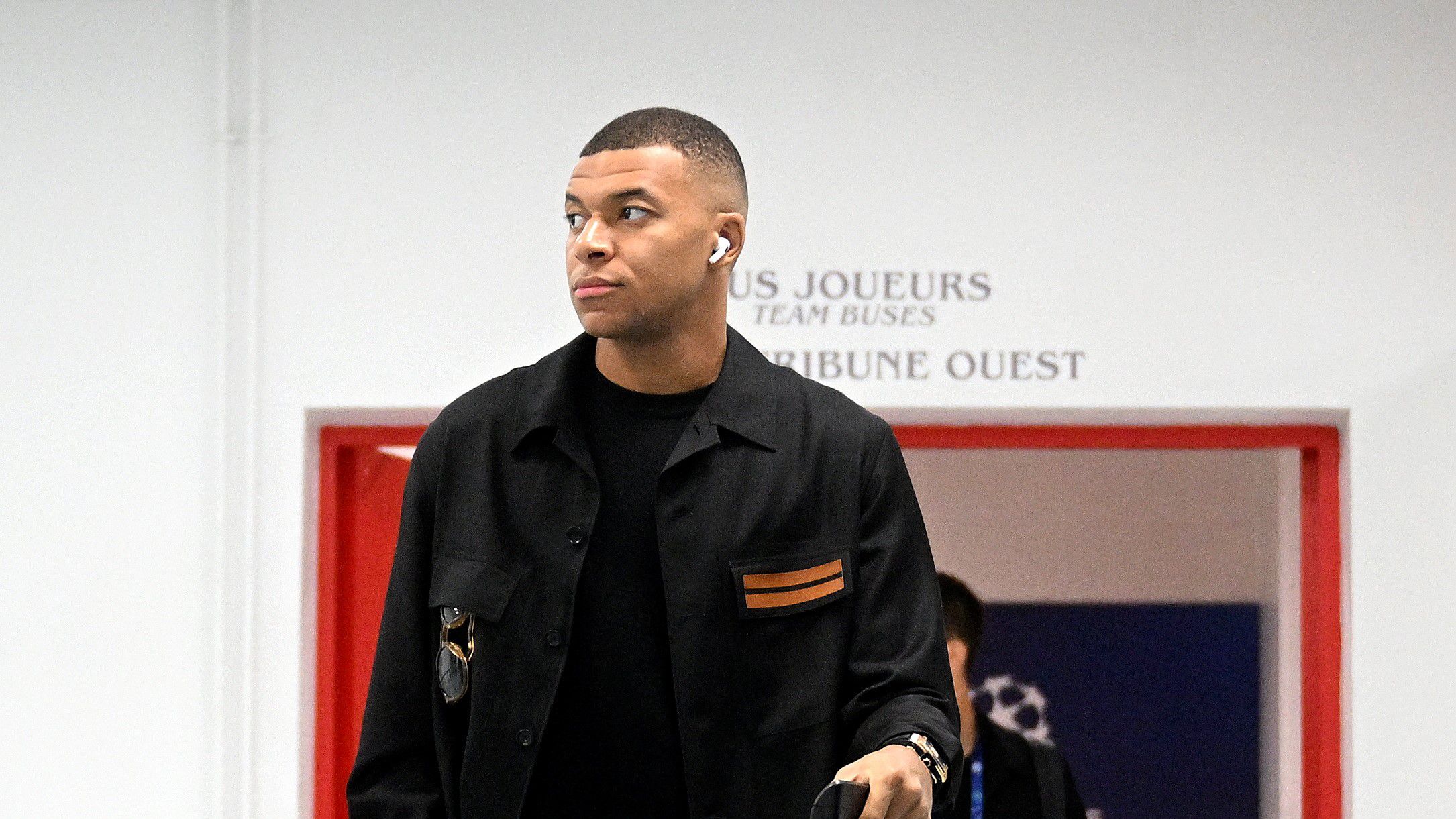 Kylian Mbappé kitart amellett, hogy a nemi erőszakos botrány csak kitaláció, ő nem követett el semmit