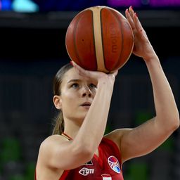A kanadaiak ellen kezd a magyar válogatott