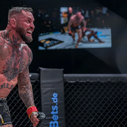 Erőszakos vagy nemes cselekedet? Rendőrségi vizsgálat indult az MMA-sztár ellen – sajtóhír