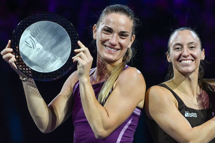 Babos és párosbeli partnere, Luisa Stefani