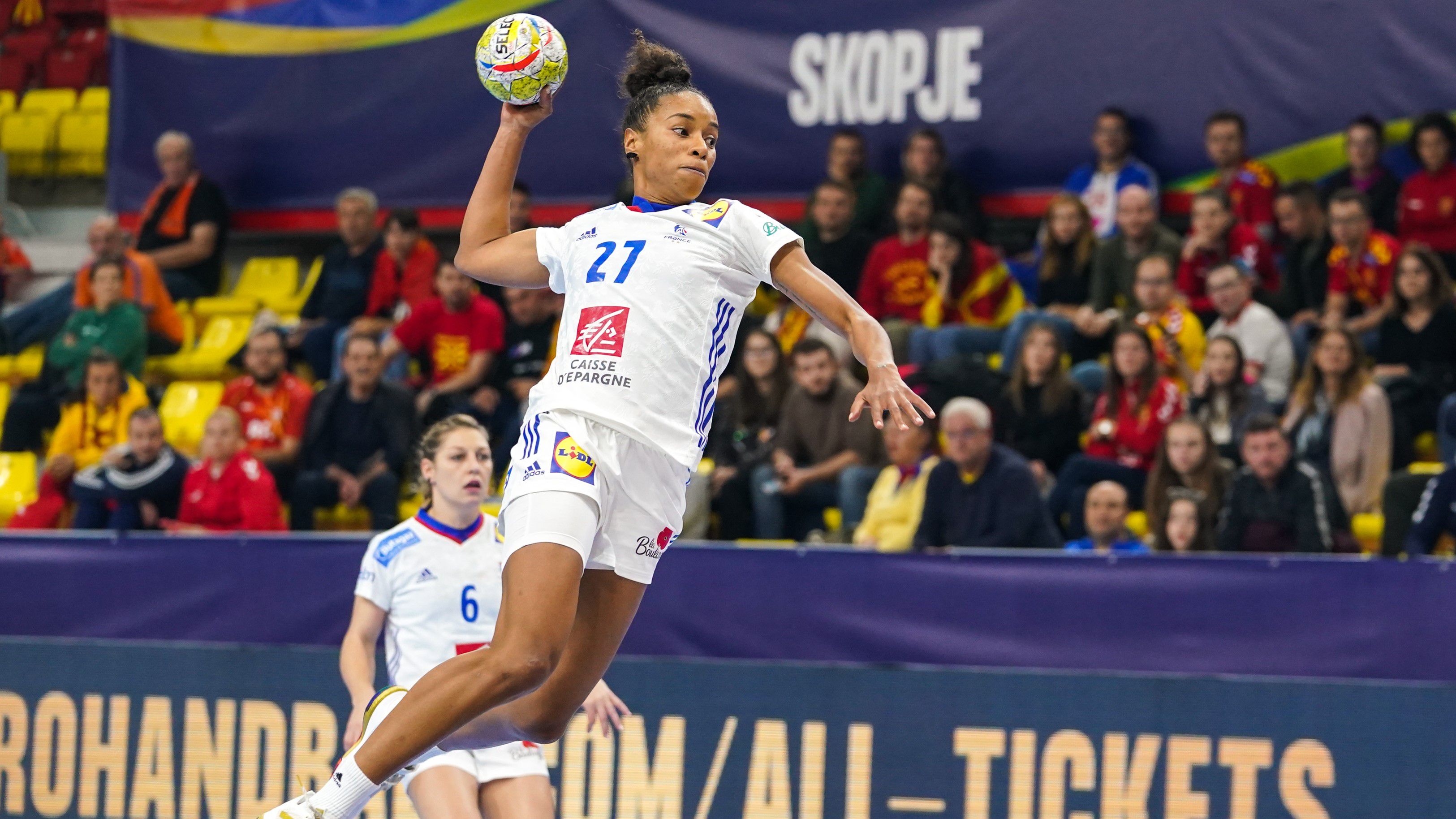 A Franciaországgal aranyéremig menetelő győri játékos, Estelle Nze Minko is bekerült a vb álomcsapatába