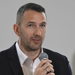 Ilyés Ferenc: Megragadhat az élmezőnyben a női kézilabda-válogatott