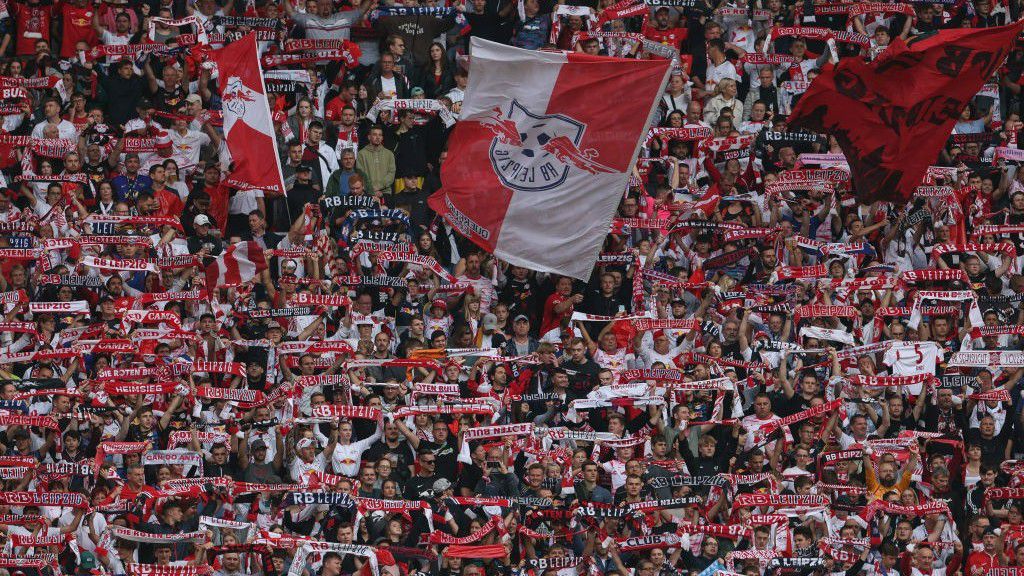 A lipcsei szurkolók péntek este a Bayern München elleni rangadón segíthetik győzelemhez csapatukat. (Fotó: Getty Images)