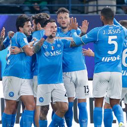 A Fiorentina kihagyta a büntetőjét, a Napoli simán döntős az Olasz Szuperkupában