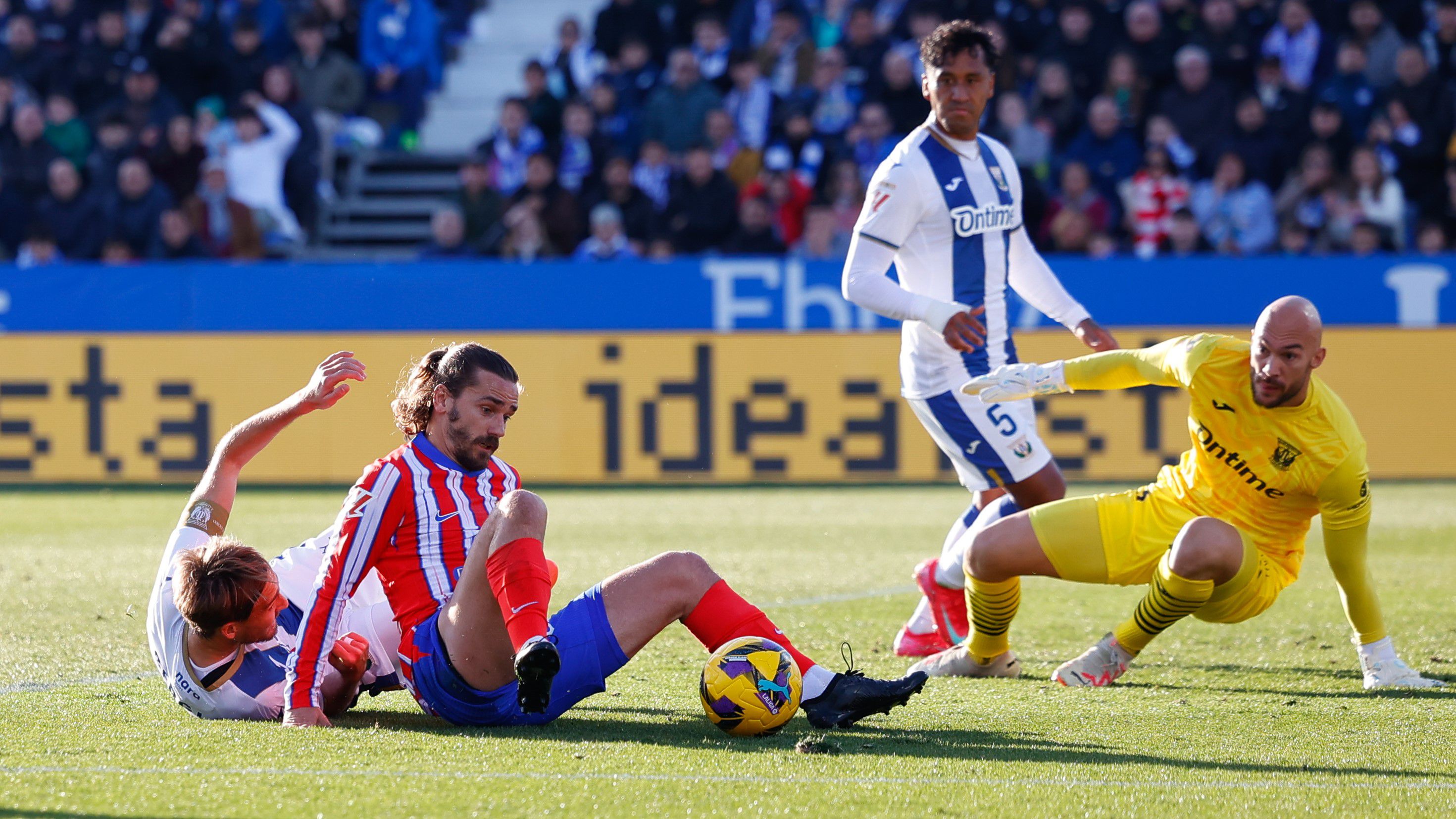 Antoine Griezmann tizenegyest hibázott, megszakadt az Atlético pazar sorozata