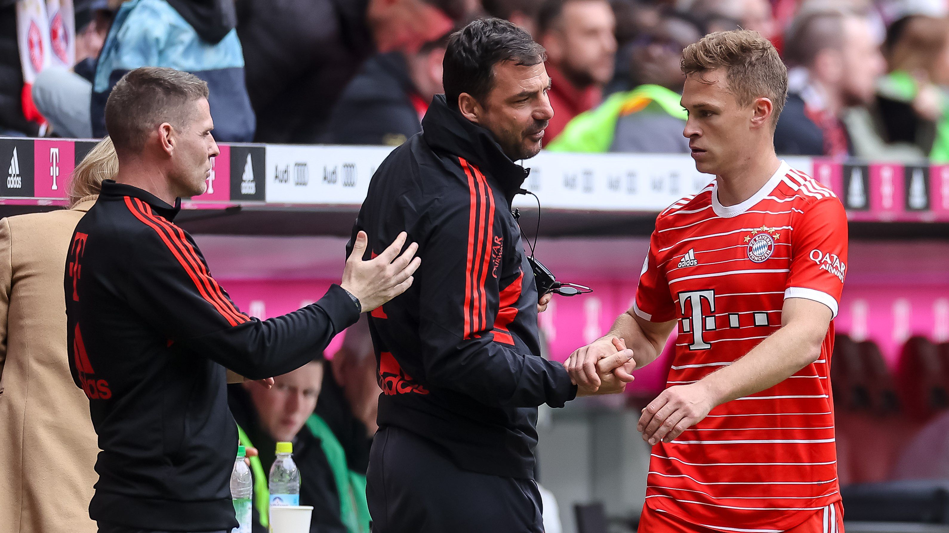 Lőw Zsolt és a Bayern München játékosa egymásnak esett a vereség után – videóval