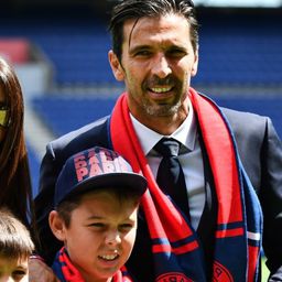 Gianluigi Buffon fiát behívták a válogatottba, de nem az olaszba