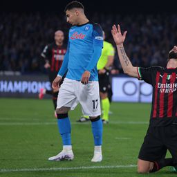 A gólok és a kihagyott tizenegyesek terén is döntetlen; elődöntőben a Milan! – videóval