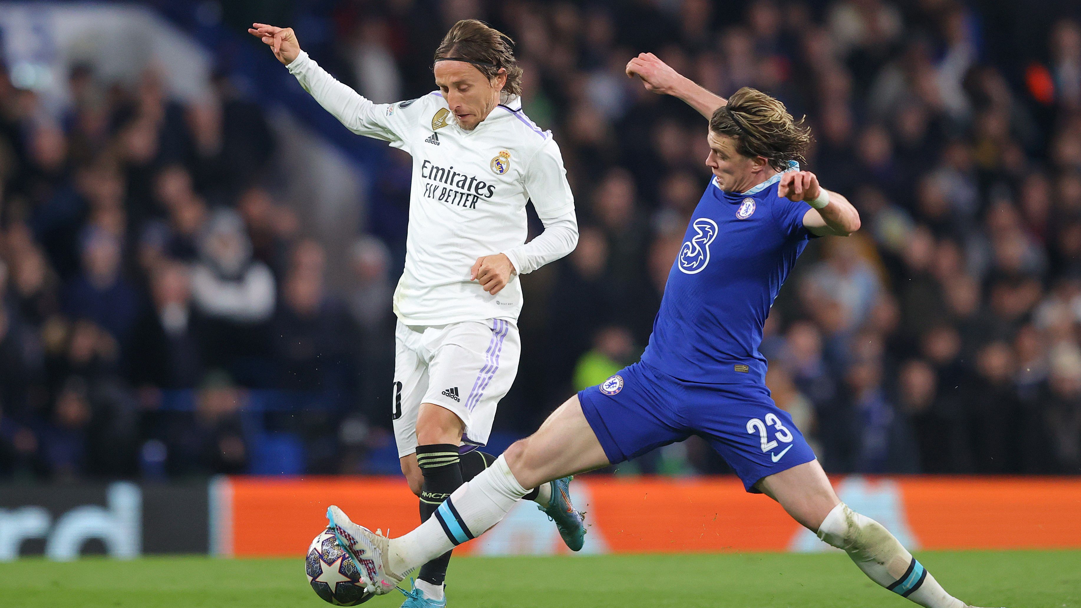 Conor Gallagher (jobbra) szerint a Chelsea jobban futballozott mint az utóbbi hetekben, ám a helyzetkihasználás a Real Madrid javára döntötte el a meccset – és a párharcot is.