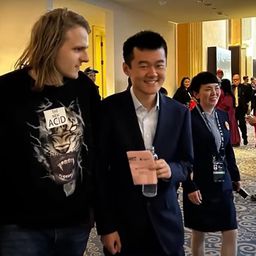 Előkerült a román színekre váltó Rapport Ricsi, ki nem találná, hol van! – videóval