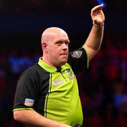 Van Gerwen leszerepelt a hazai közönsége előtt, Littler is korán kiesett a PL-ben – videókkal