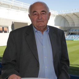A kerekesszékbe kényszerülő Garami Józsefet már csak a futball mozdítja ki otthonról