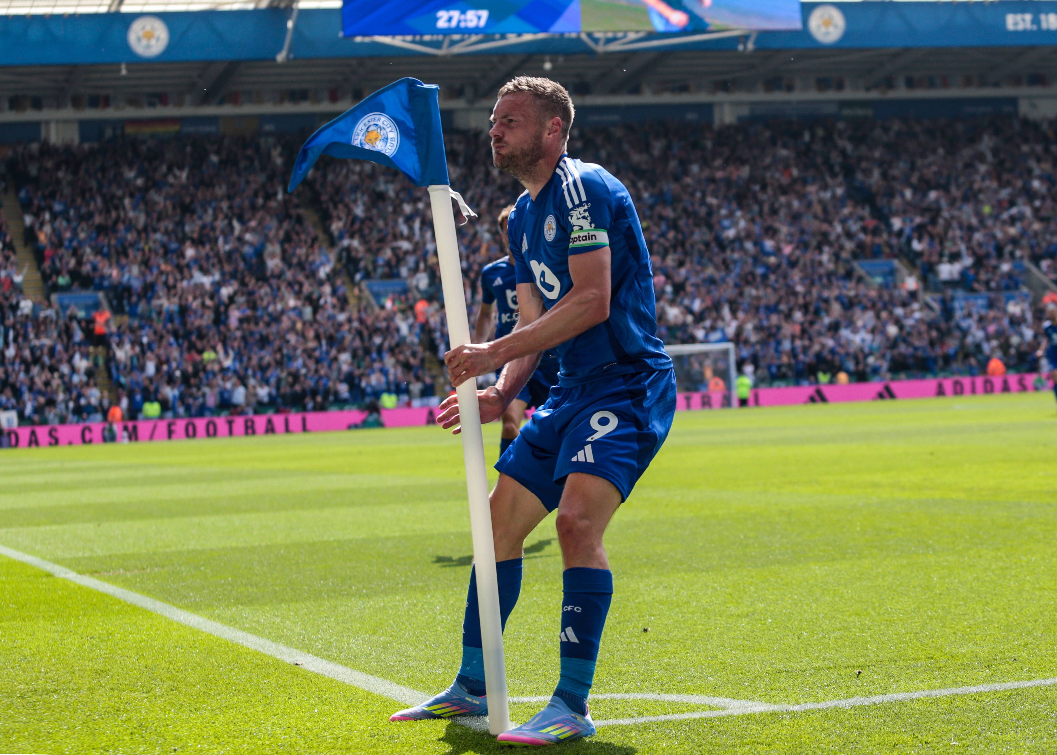 Így kell ezt! Góllal búcsúzott el a Leicester City legendája