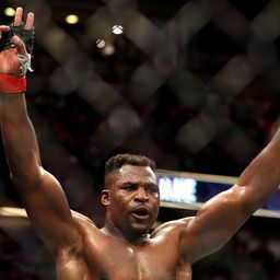 Hajléktalan volt, világbajnok lett MMA-ban, most azt ígéri, kiüti Furyt – ismerje meg Francis Ngannout!