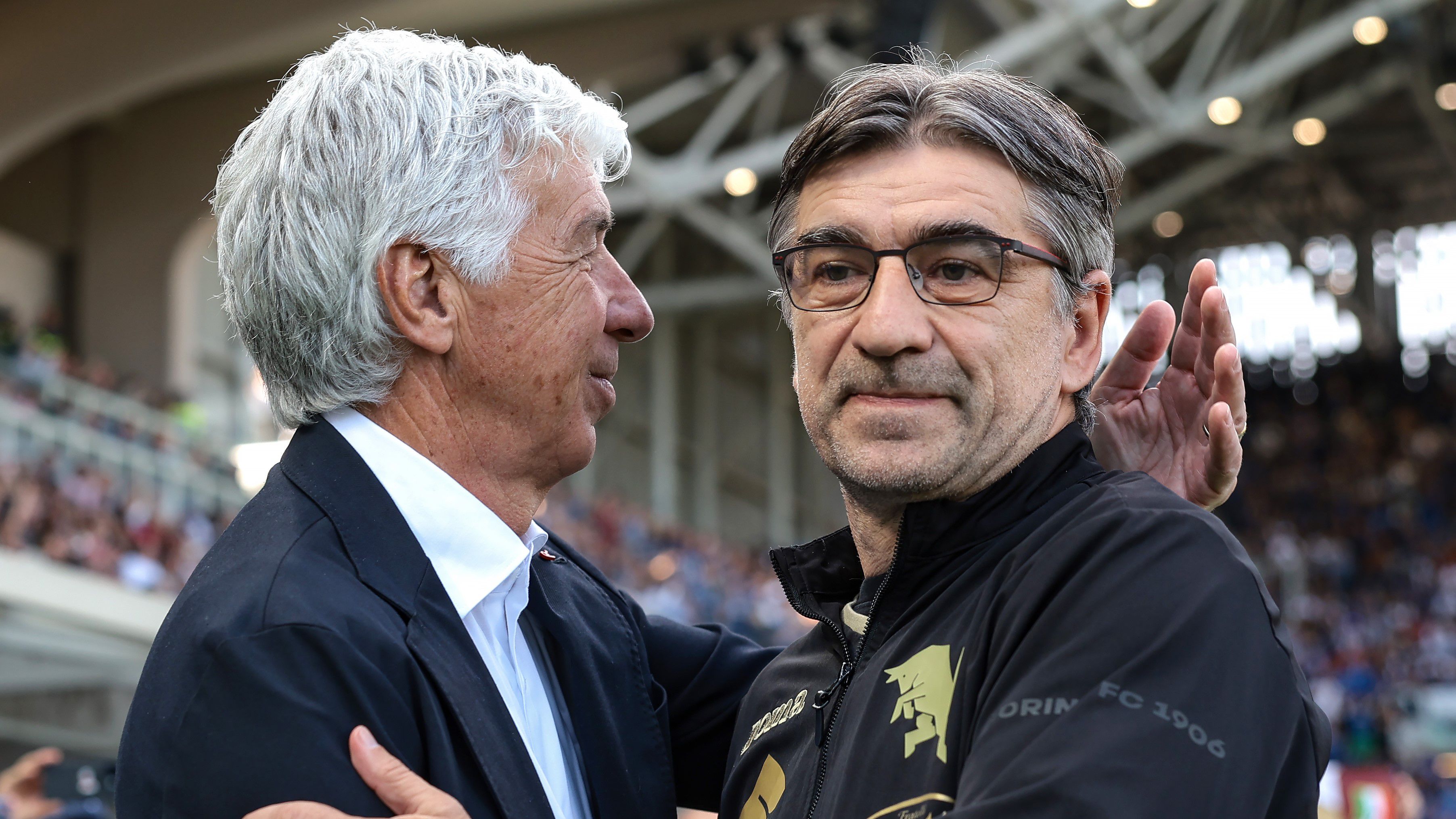 Gian Piero Gasperini (balra) úgy tudja, Ivan Juric (jobbra) lesz a Roma új vezetőedzője